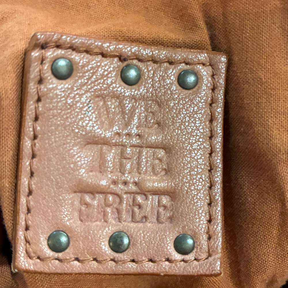 We The Free Tan Leather Soho Sling Bag - Picture 9 of 10